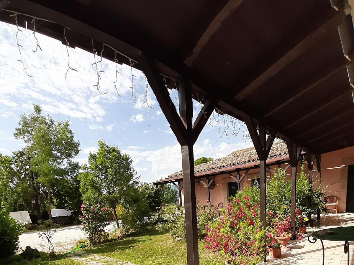 Bed and Breakfast Agriturismo Il Casolare à San Ginesio Extérieur photo